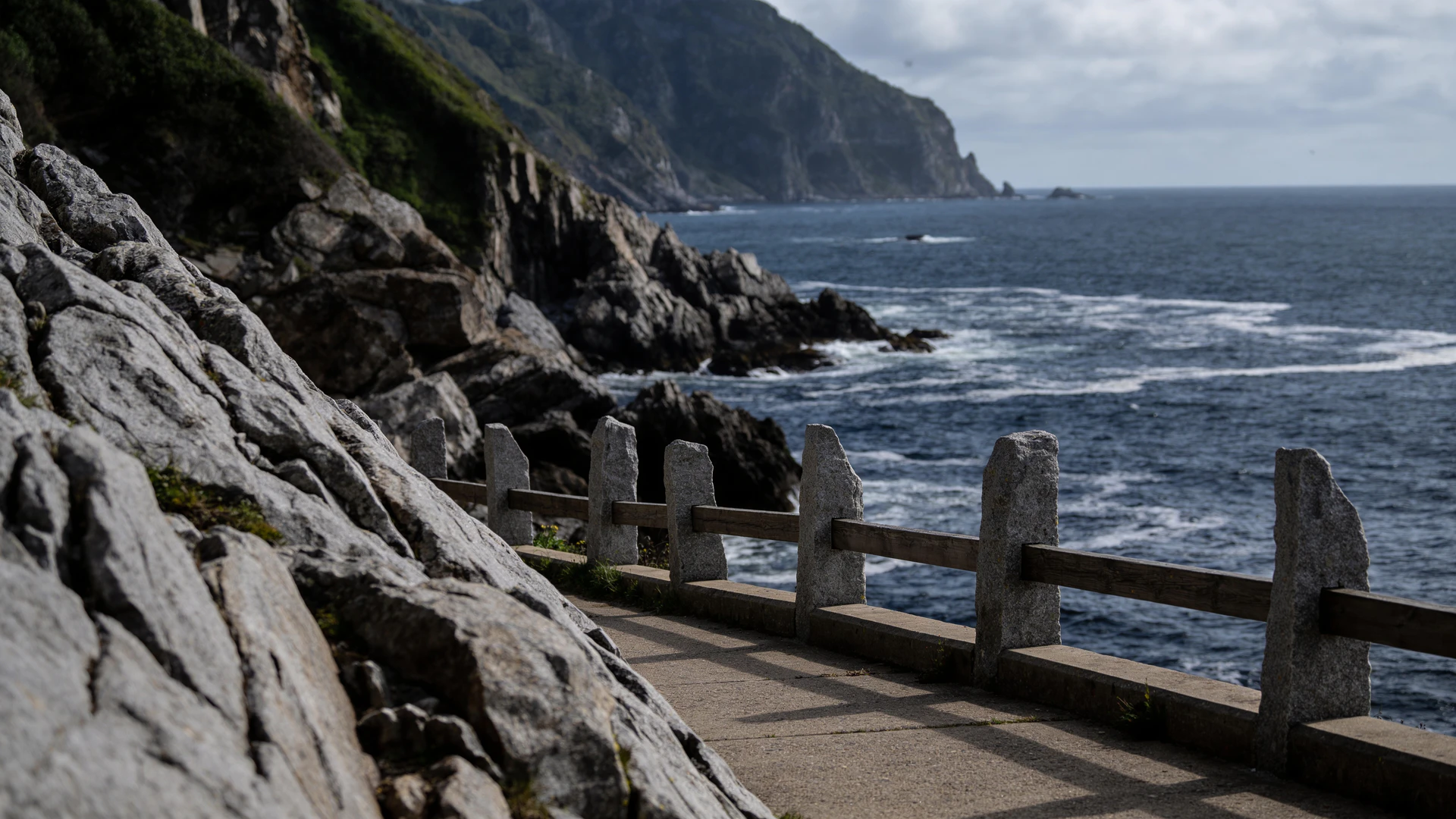 Synthetic contextual ocean-passage study used to frame a winter ridge-to-sea crossing system.